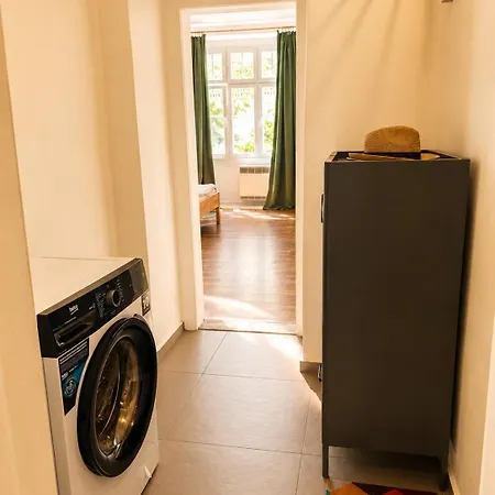 Homely Nook Centre Nusle Appartamento