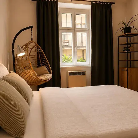 아파트 Homely Nook Centre Nusle *